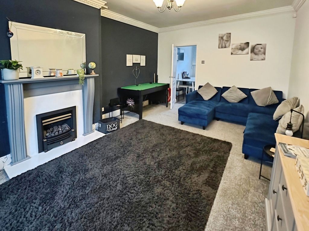 Property photo 2 of 10 Photo 9