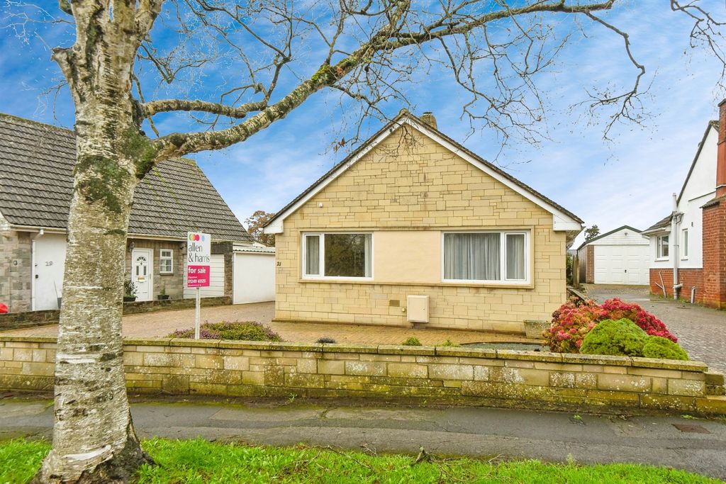 Property photo 3 of 19