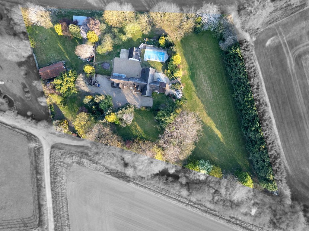 Property photo 3 of 61