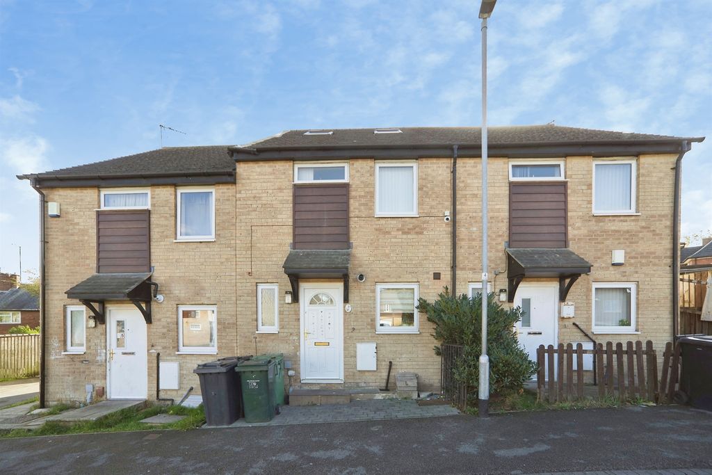 Property photo 1 of 16