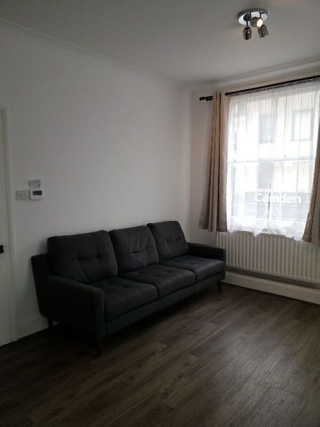 Property photo 3 of 5