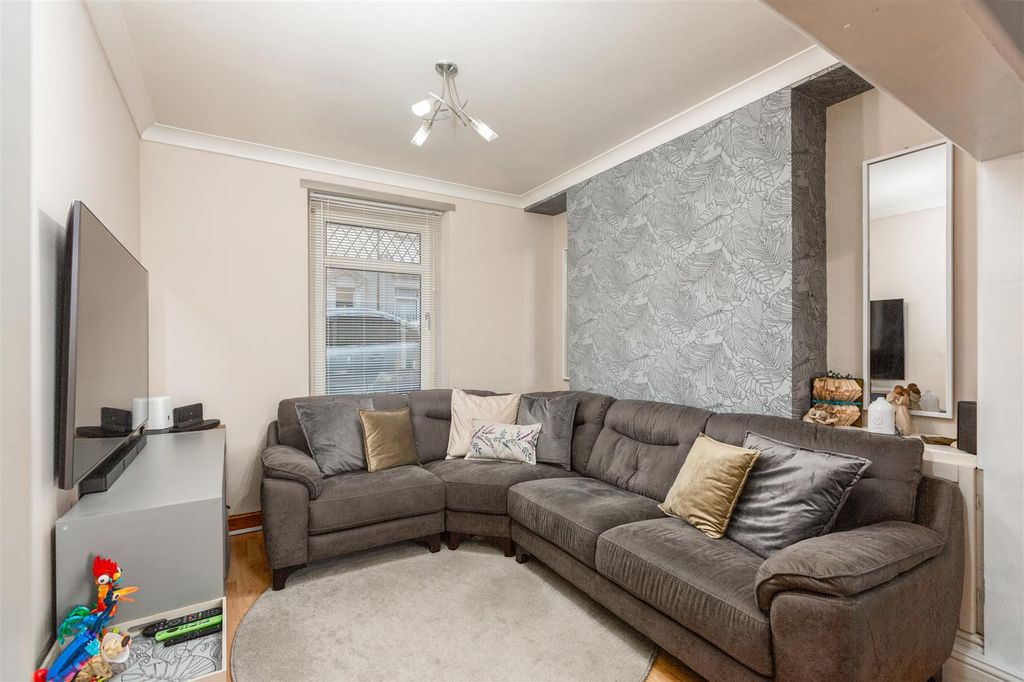 Property photo 3 of 26 Cz0A0099-Edit.Jpg