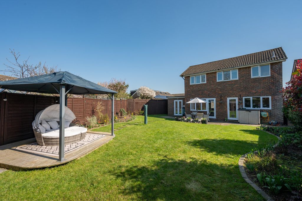 Property photo 3 of 22