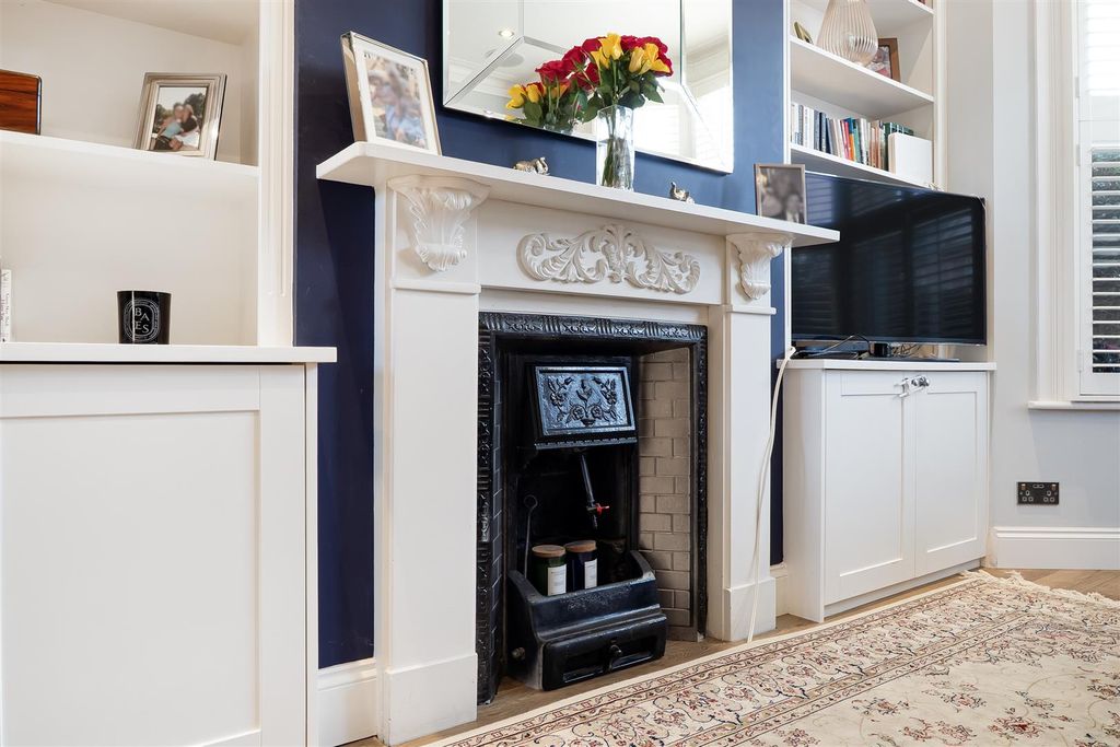 Property photo 3 of 16 Helliwelll &amp; Co