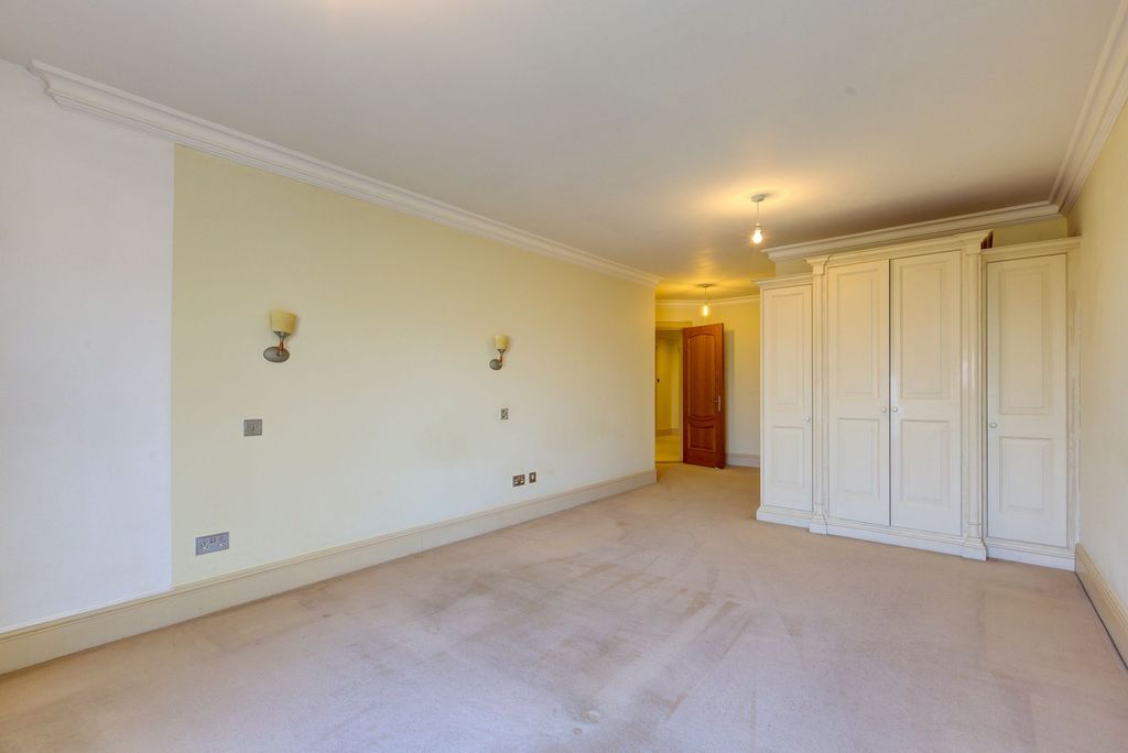 Additional image 15 of 2 bed flat for saleChateau Royale, Grouville JE3