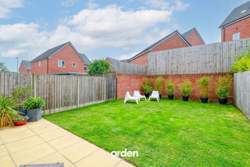 Property photo 3 of 17
