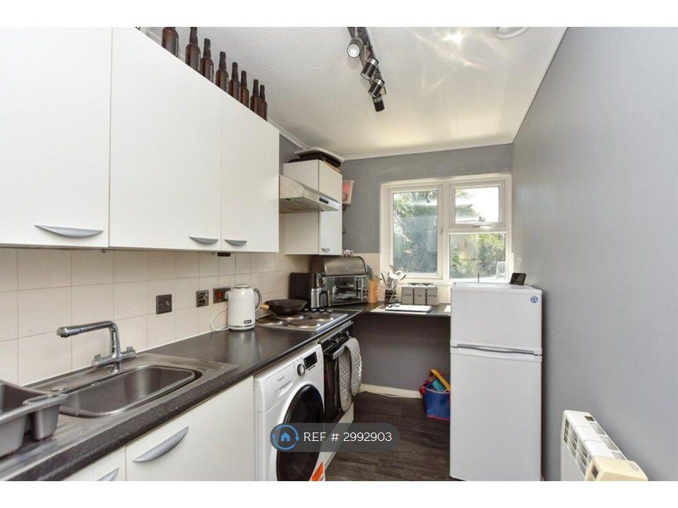 Property photo 3 of 5