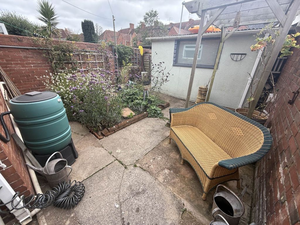 Property photo 3 of 15