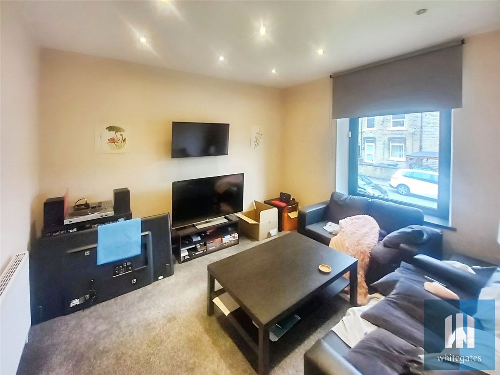 Property photo 3 of 10 Picture No. 05