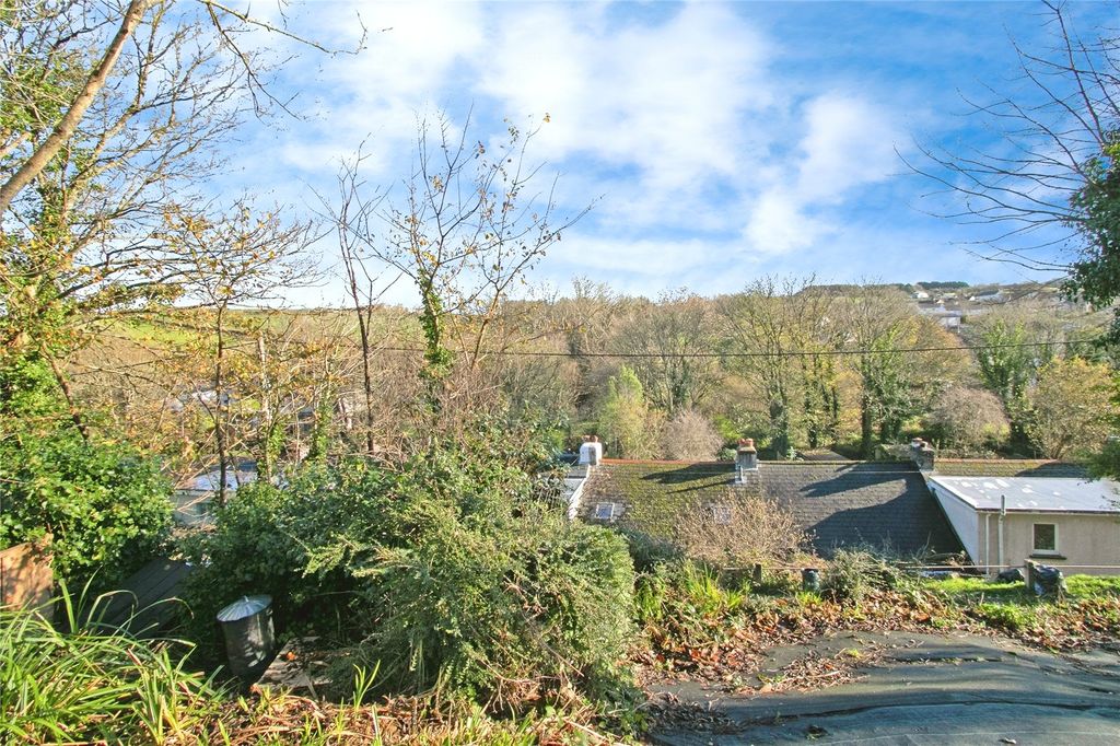 Property photo 3 of 13 View