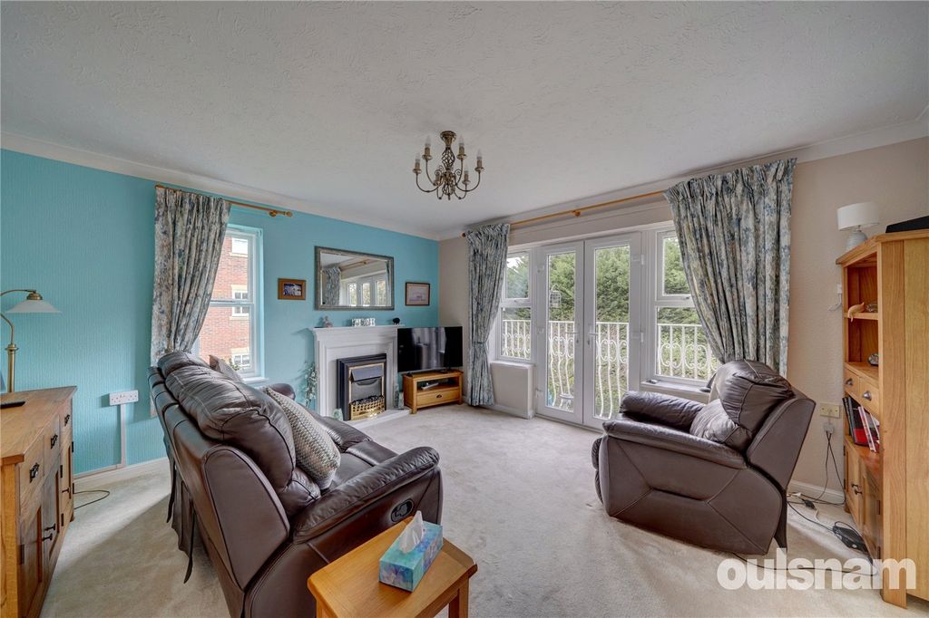 Property photo 2 of 19 Picture No. 15