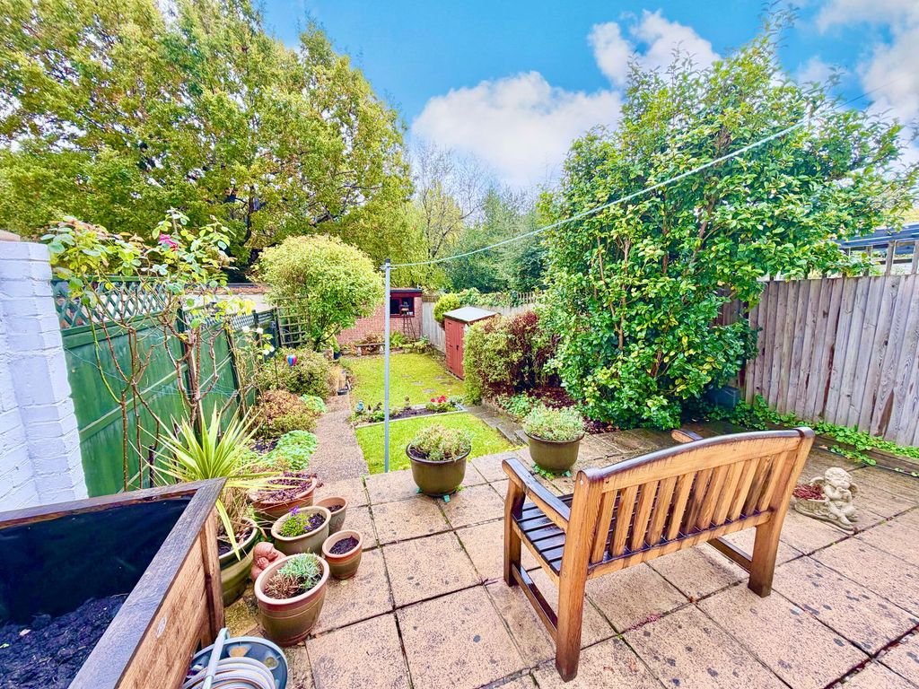 Property photo 3 of 19