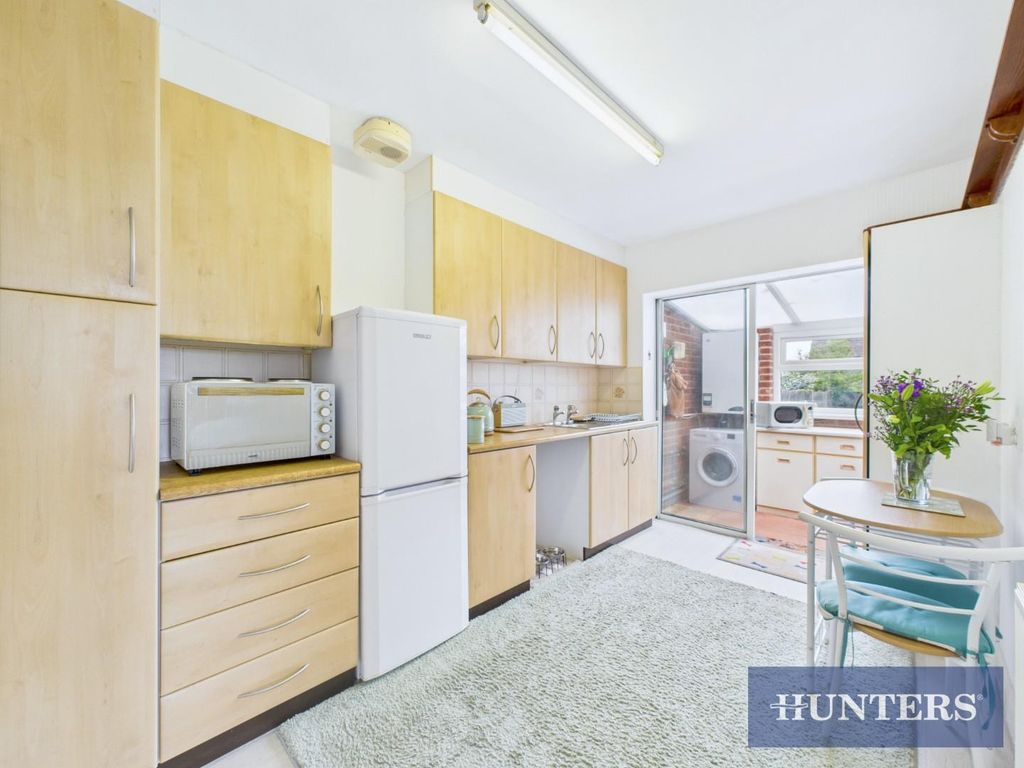 Property photo 3 of 13 Cam05333G0-Pr0190-Still009.Jpg