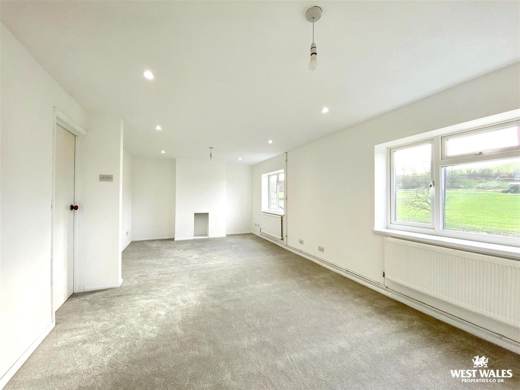 Property photo 2 of 27 Img_7218.Jpg