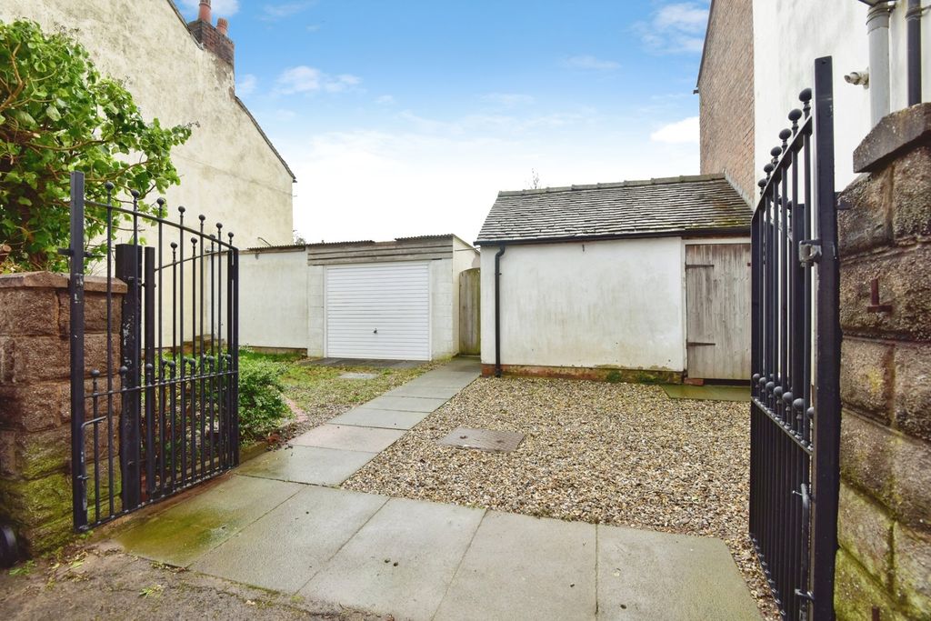 Property photo 2 of 16 Pbox-Img.Jpg