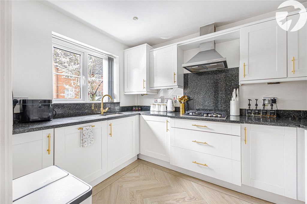 Property photo 3 of 24 Robinson Jackson