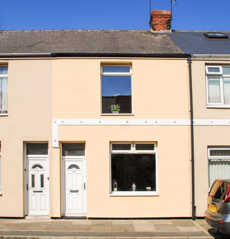 Property photo 1 of 1 Front View