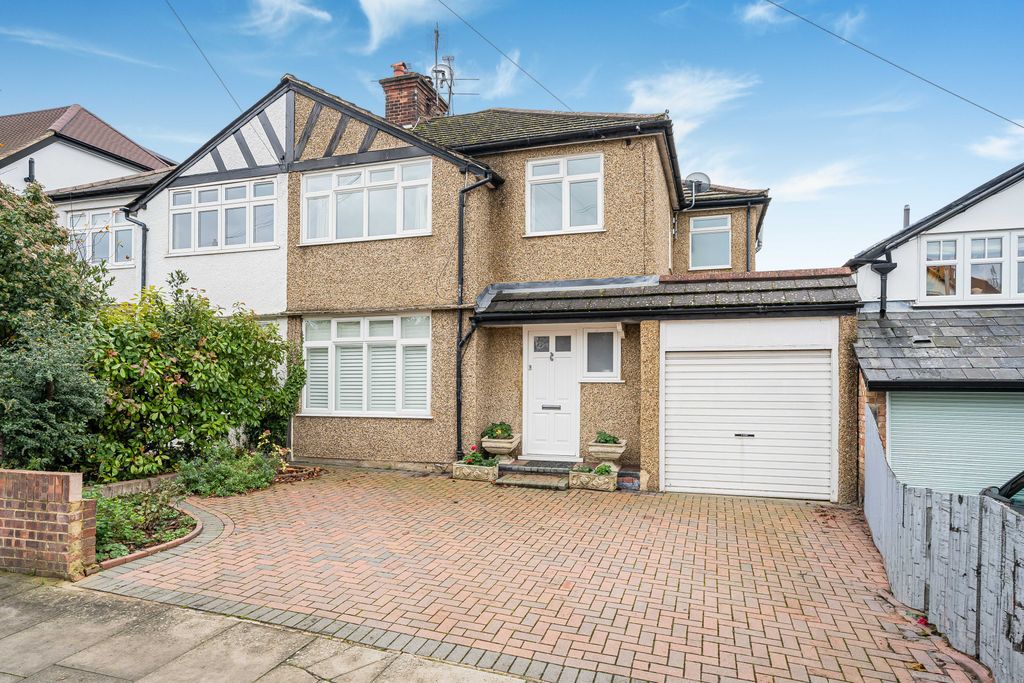 Property photo 1 of 19
