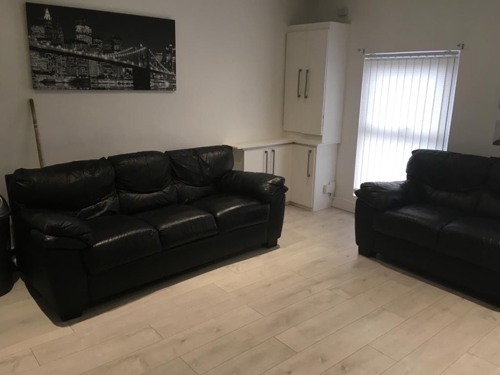 Property photo 2 of 30