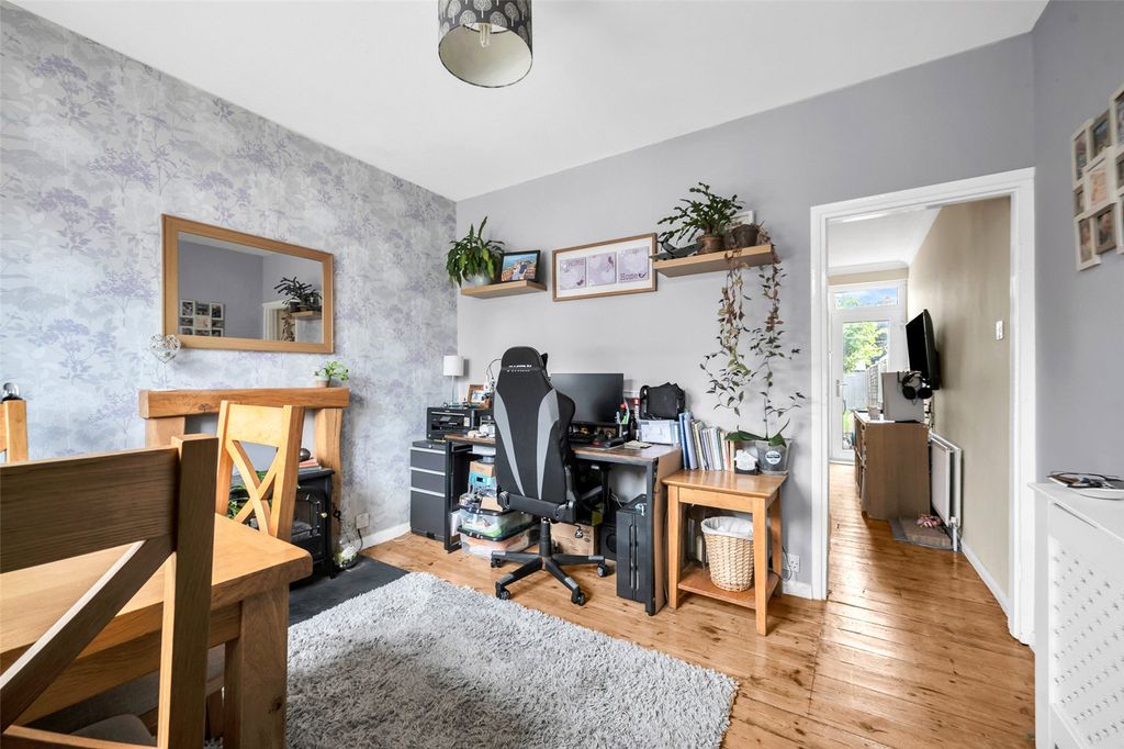 Property photo 3 of 16 Picture No. 03