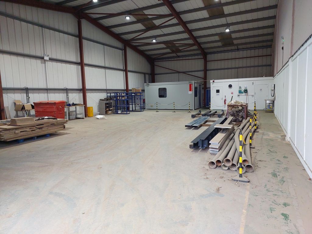 Property photo 2 of 4