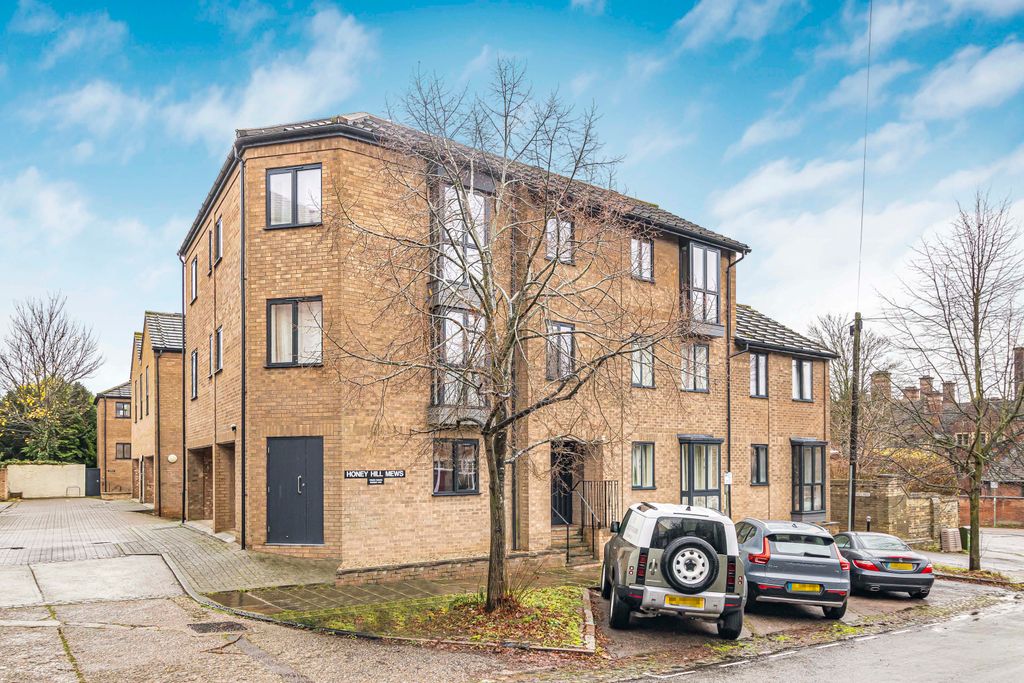 Property photo 1 of 13 1843348
