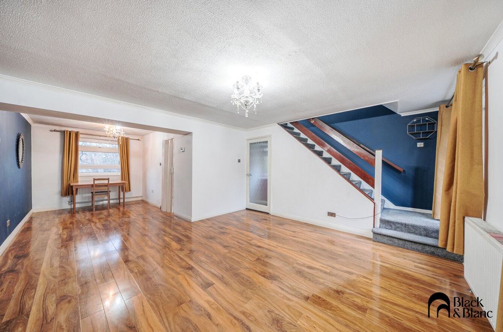 Property photo 2 of 14 Reception/Dining