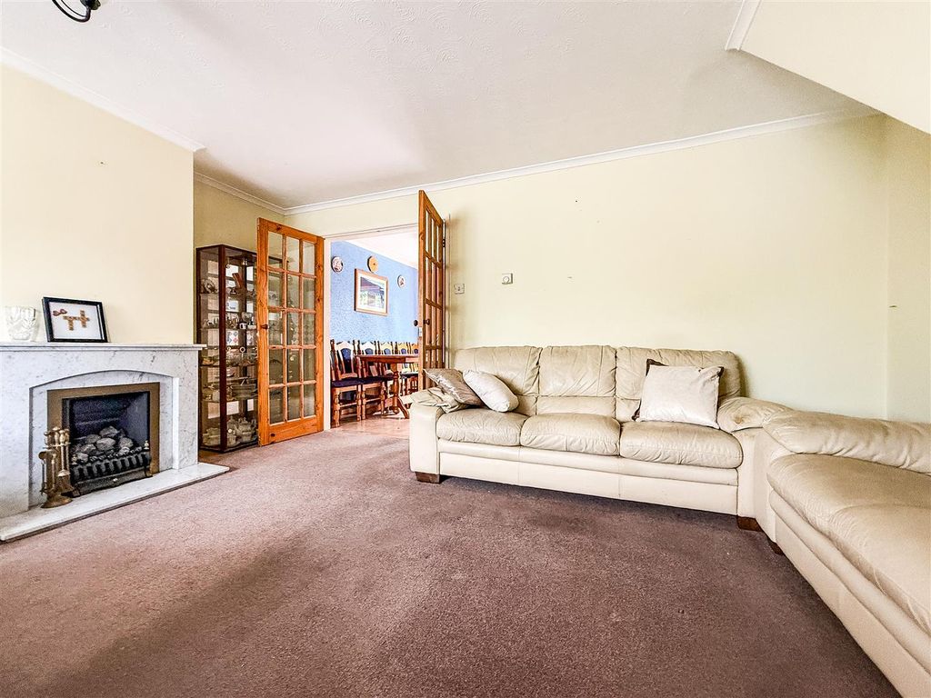 Property photo 2 of 15 Img_5439.Jpg