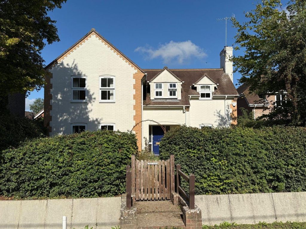 Property photo 1 of 19