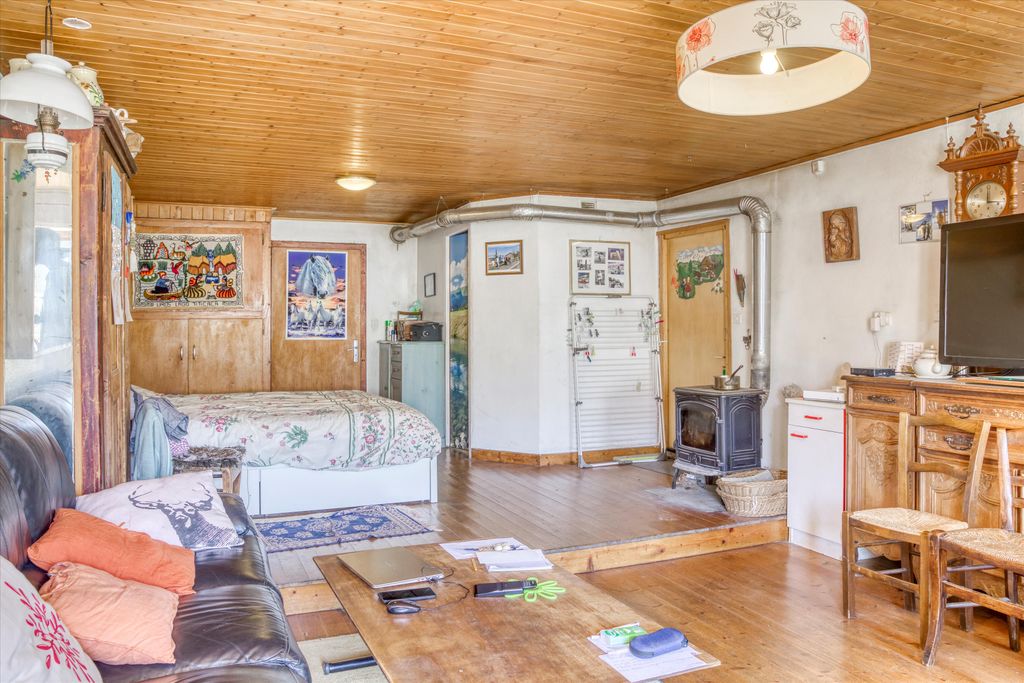 Property photo 3 of 23 Image