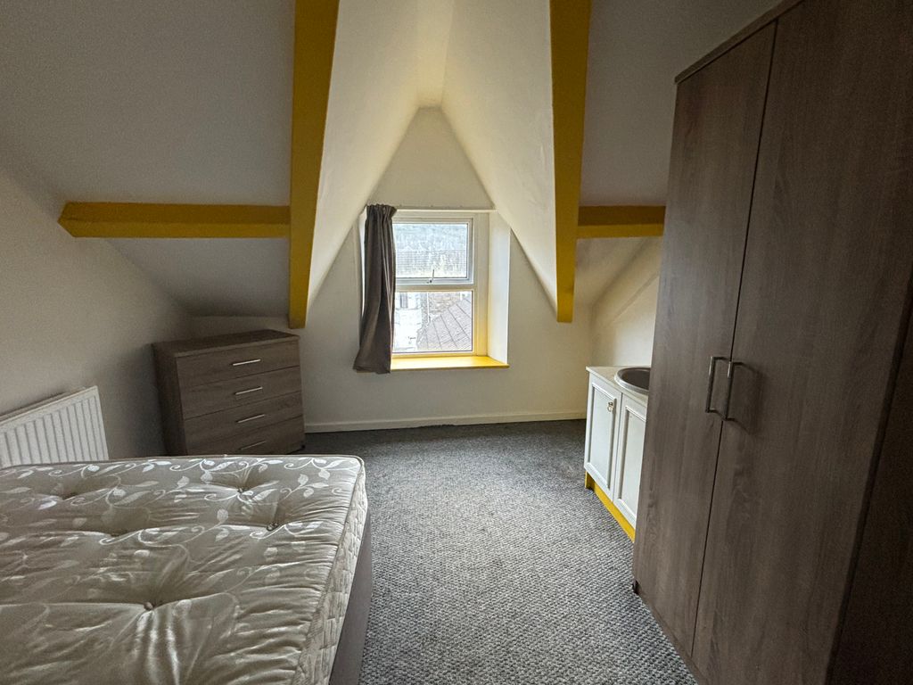 Property photo 2 of 2