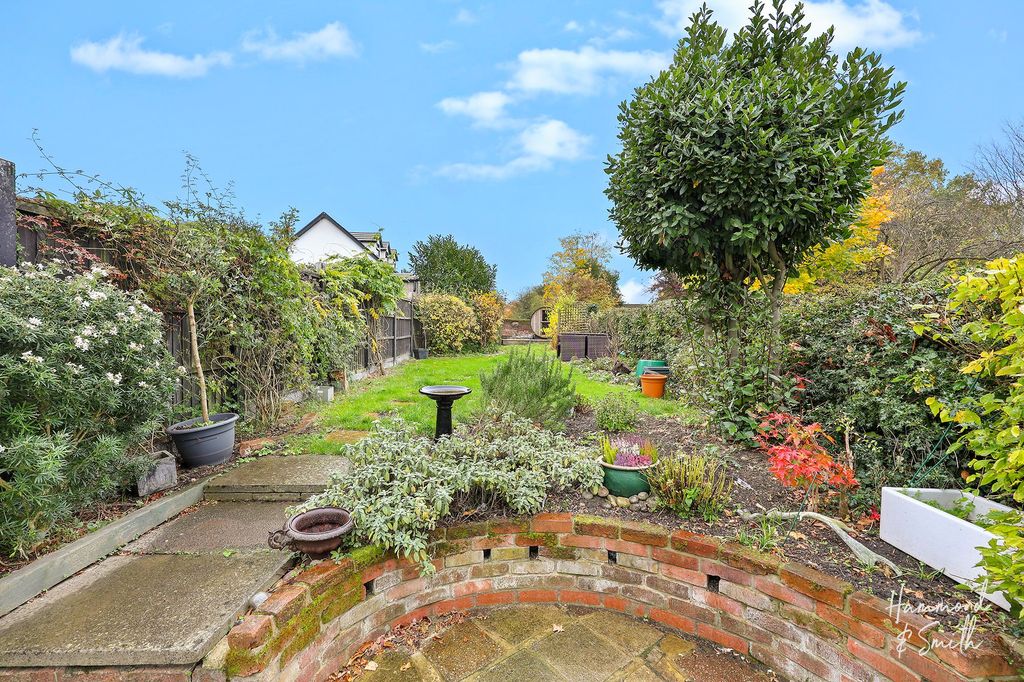 Property photo 3 of 21