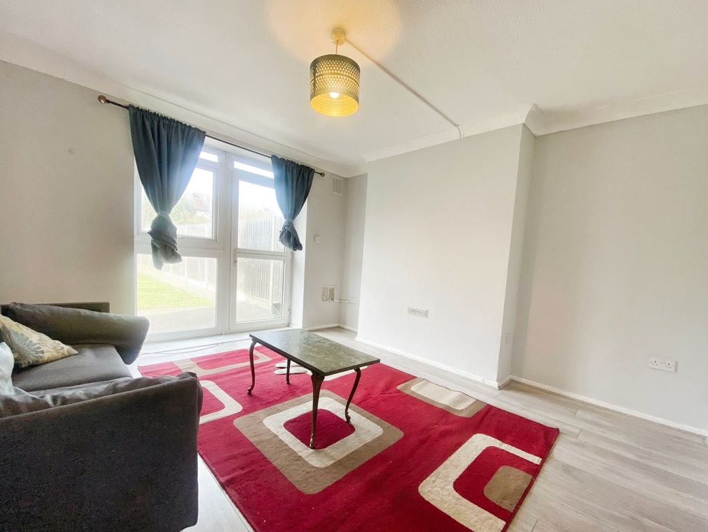 Property photo 3 of 9 9Fbbe9Ae-Image00005.Jpeg