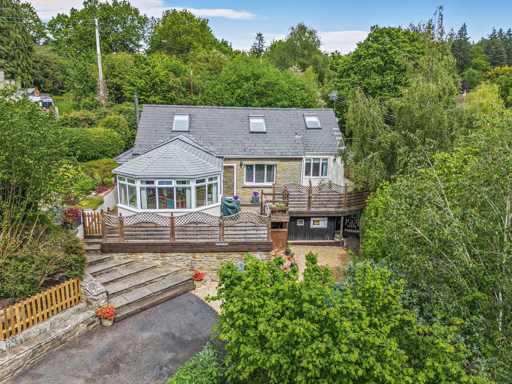 Property photo 1 of 28
