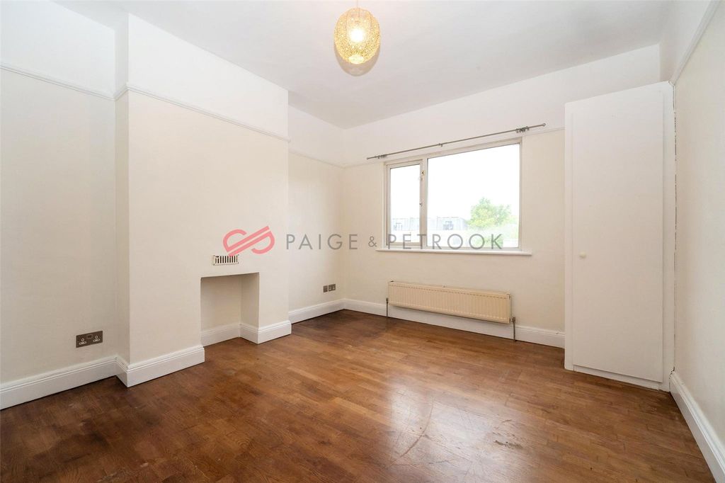 Property photo 3 of 11 Picture No. 05