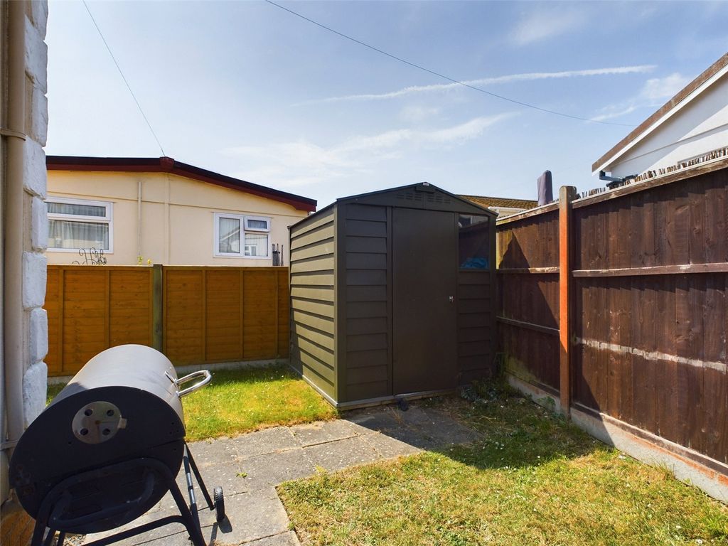 Property photo 3 of 8 Picture No. 04