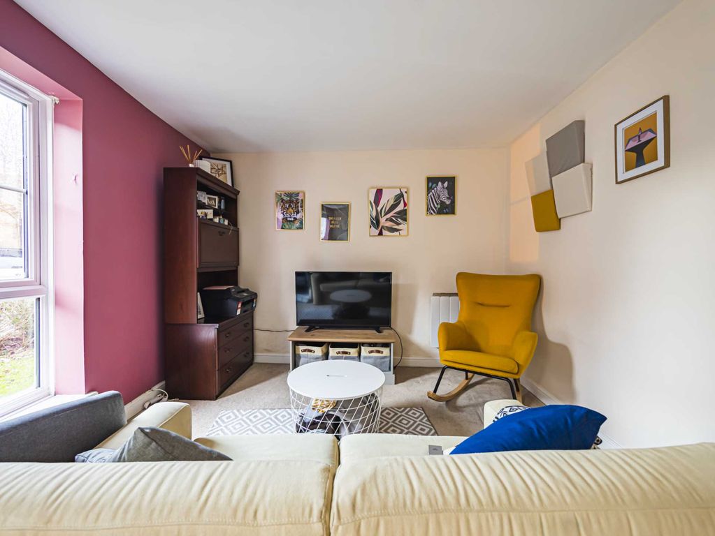 Property photo 3 of 13 Photo