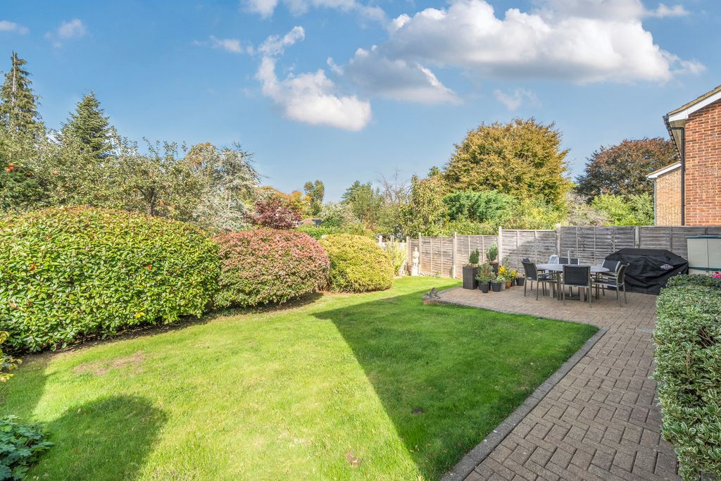 Property photo 2 of 20 1356095-6-68d289Bcc9B41