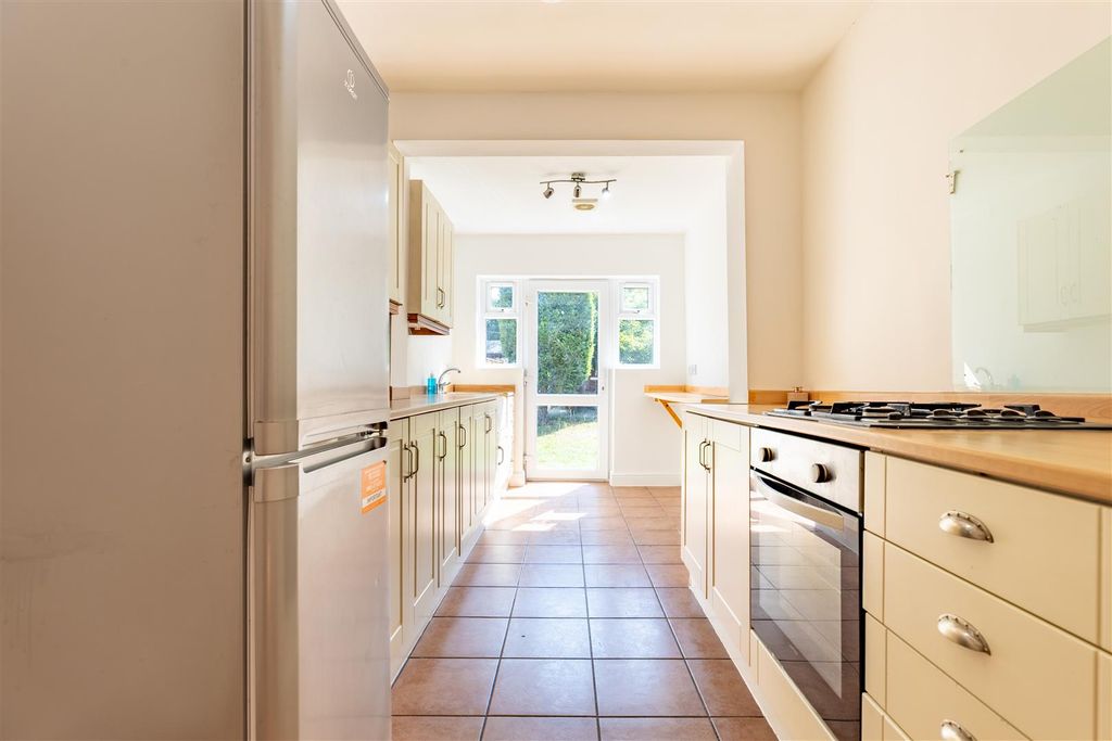 Property photo 2 of 34 22 Ashton Road (14).Jpg