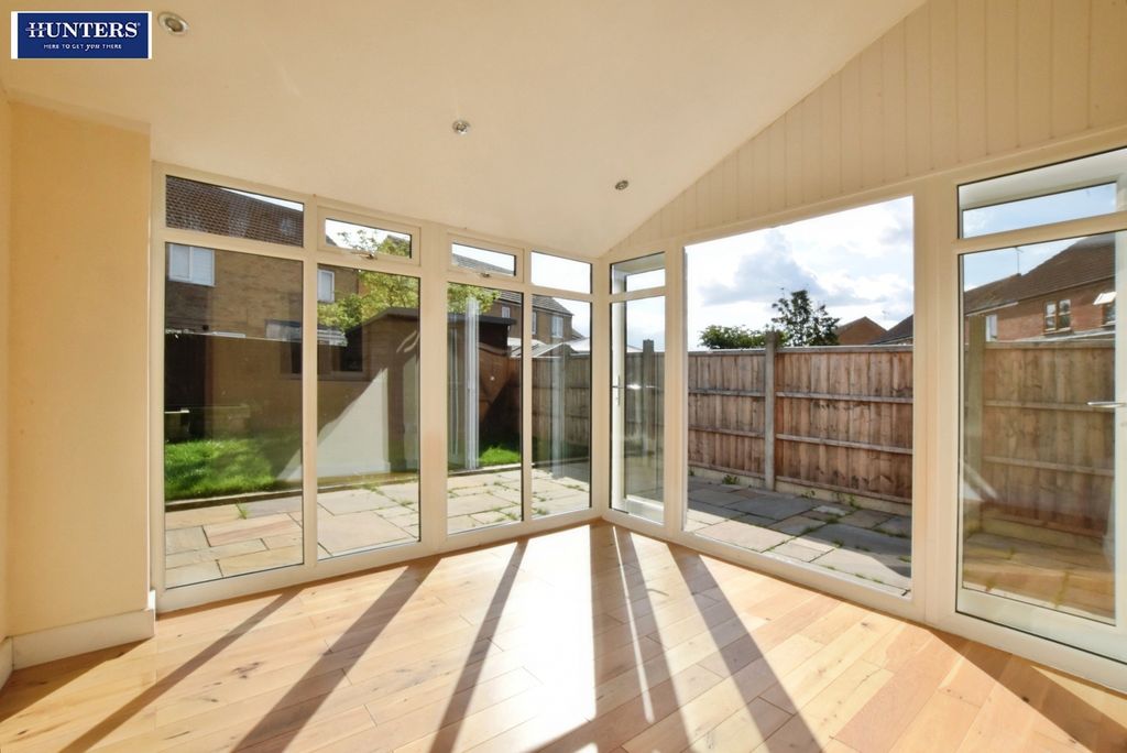 Property photo 2 of 14 Conservatory