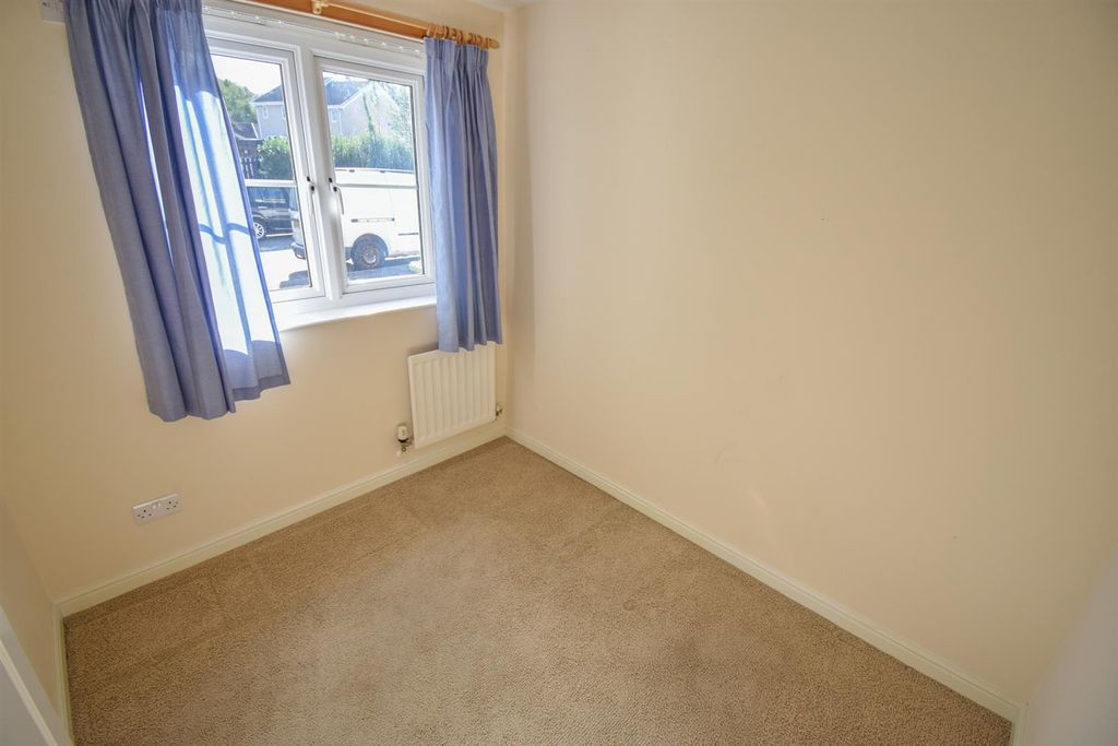 Property photo 2 of 13 Bedroom Two
