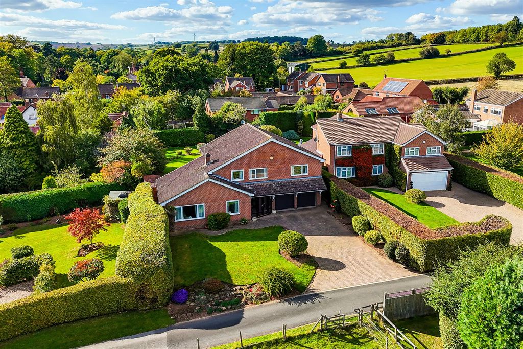 Property photo 1 of 34 Dji_20250925152516_0400_D-Dji_20250925152516_0404_