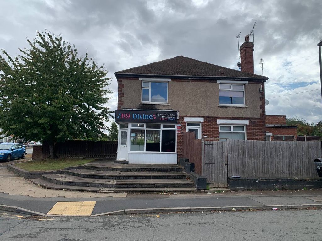 Property photo 2 of 19