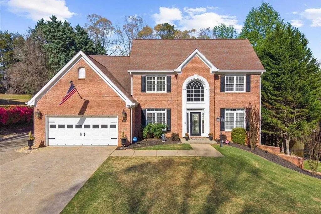 Property photo 1 of 31