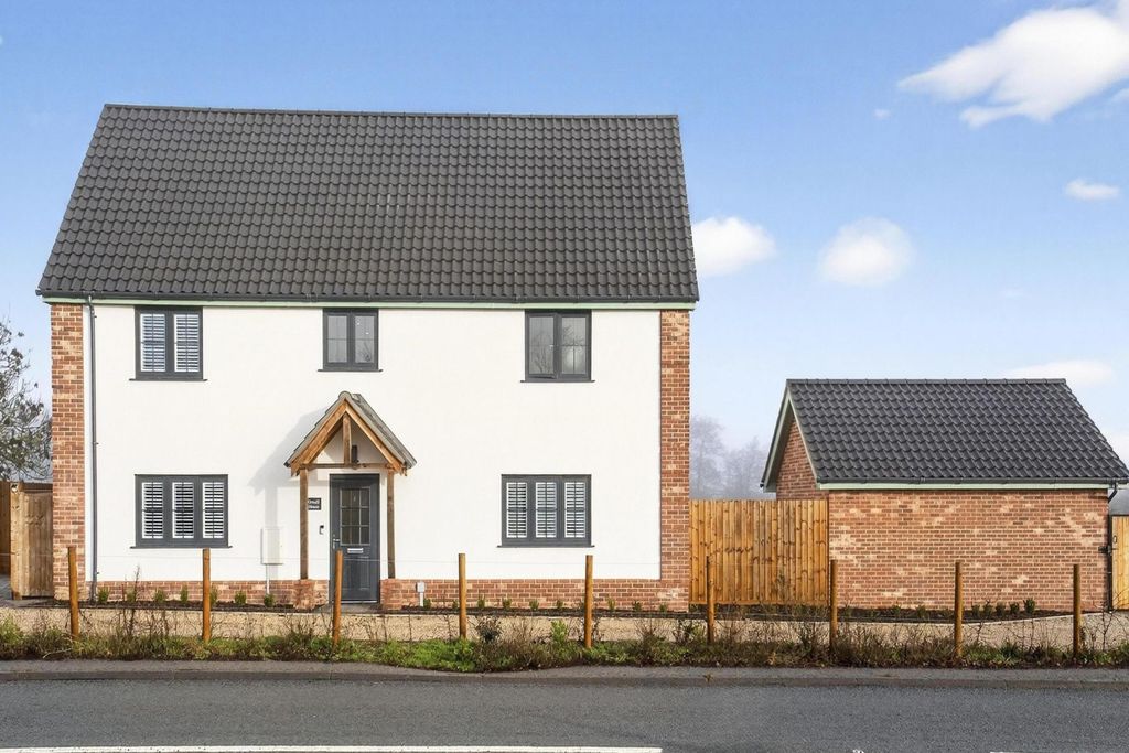 Property photo 1 of 27