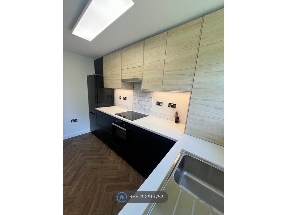 Property photo 1 of 13 Large Kitchen