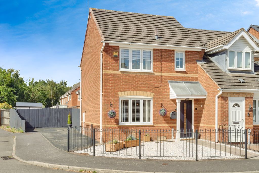 Property photo 1 of 19 Img_2440