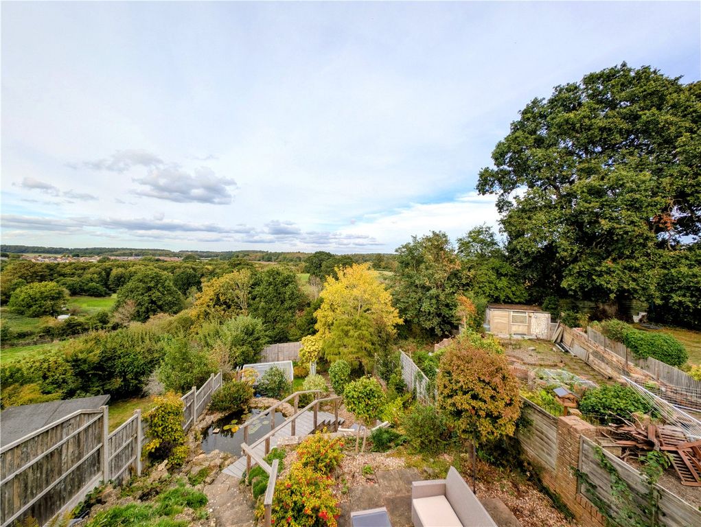 Property photo 2 of 31 Picture No. 20
