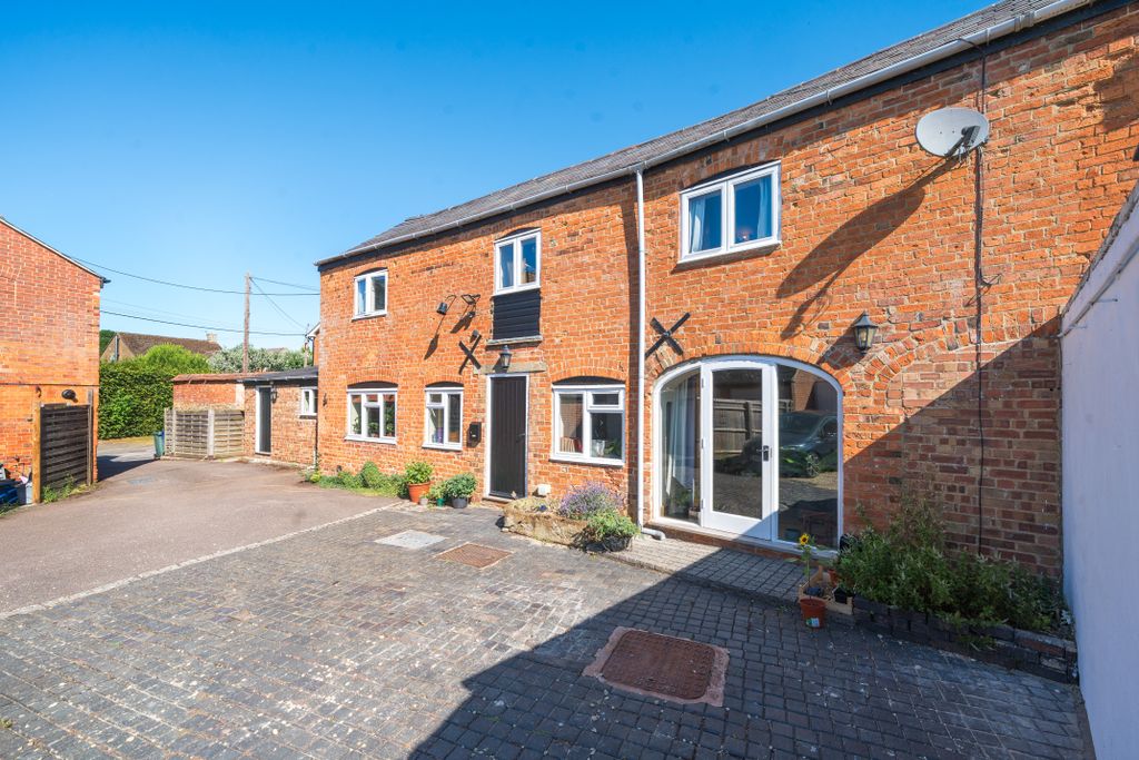 Property photo 1 of 34