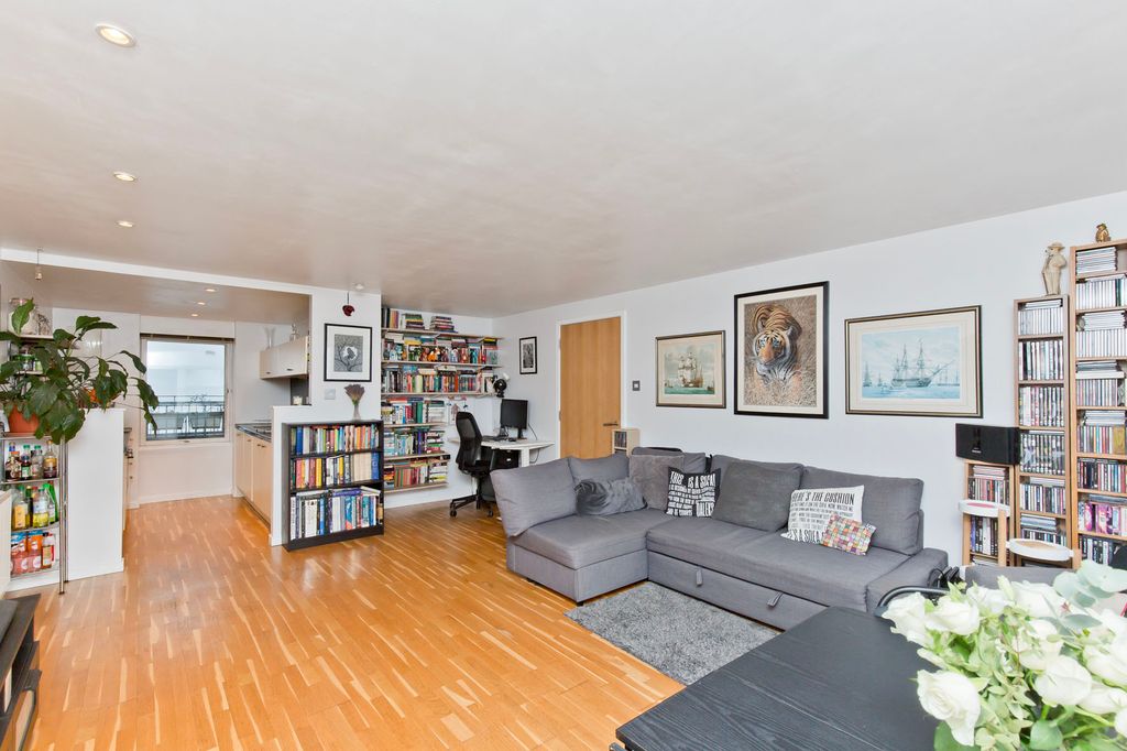 Property photo 3 of 12 Property Image 3